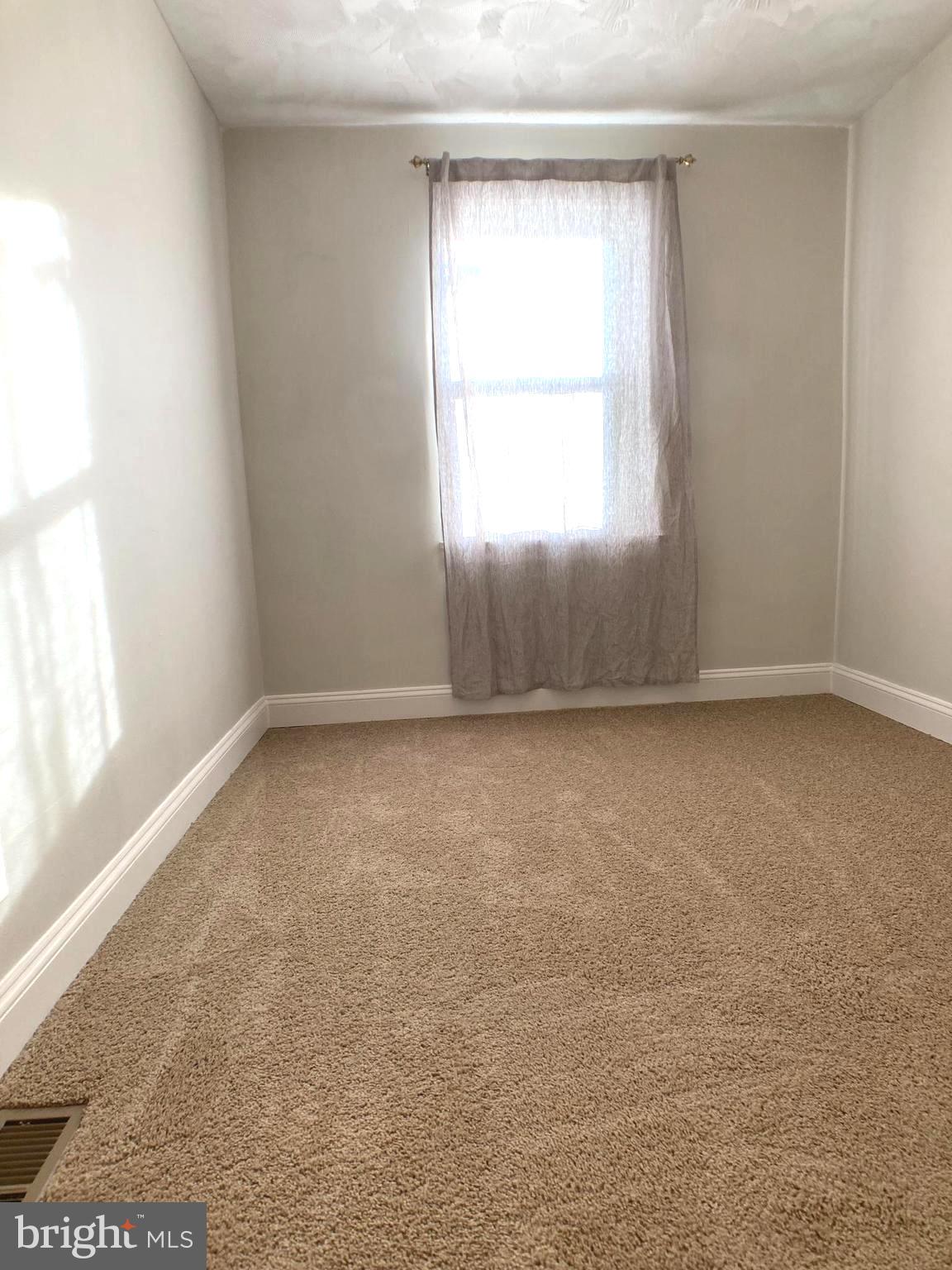 116 Upmanor Road Baltimore, MD 21229 - Photo 14 of 37 Gallery Image 14