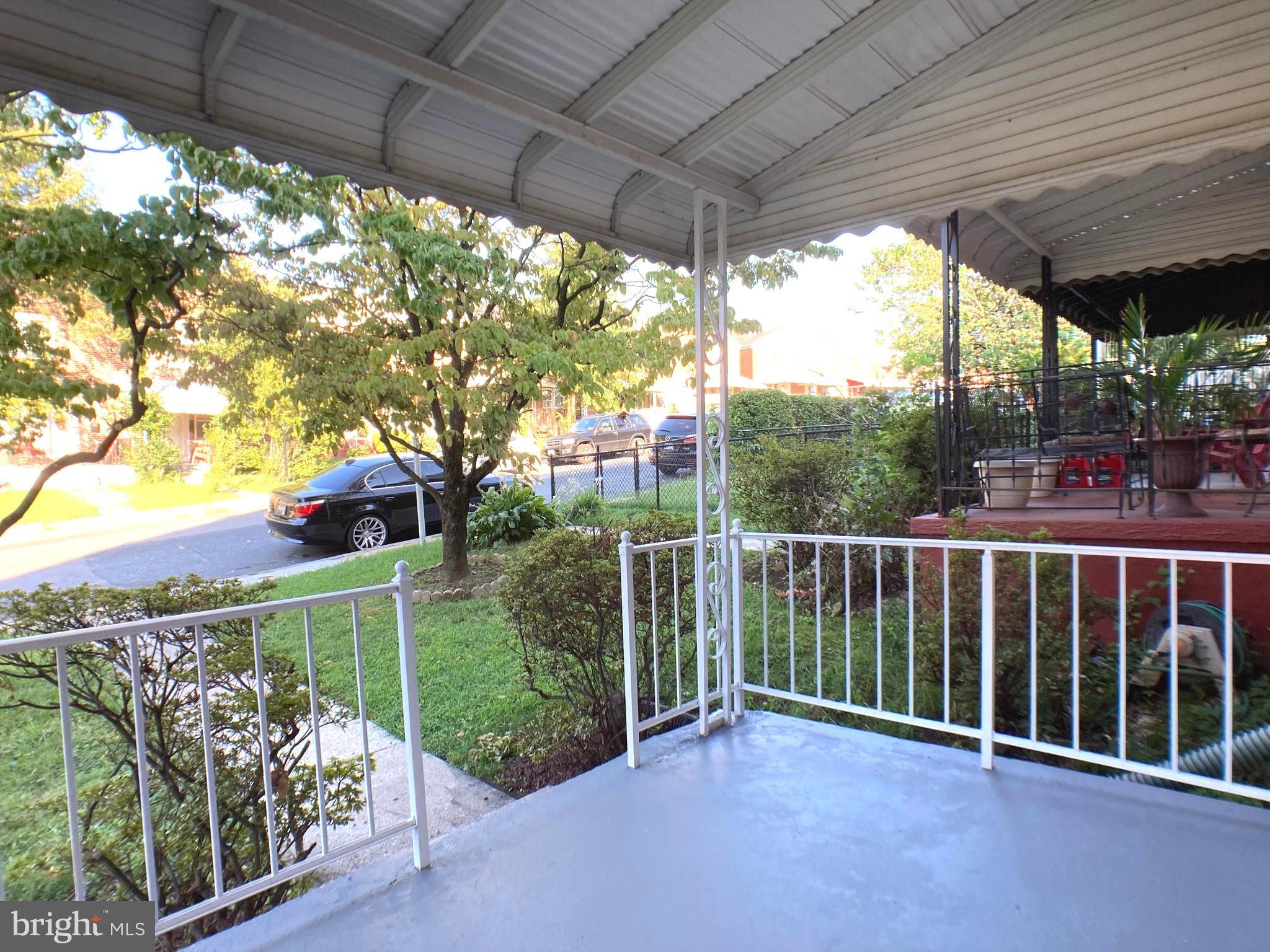 116 Upmanor Road Baltimore, MD 21229 - Photo 5 of 37 Gallery Image 5