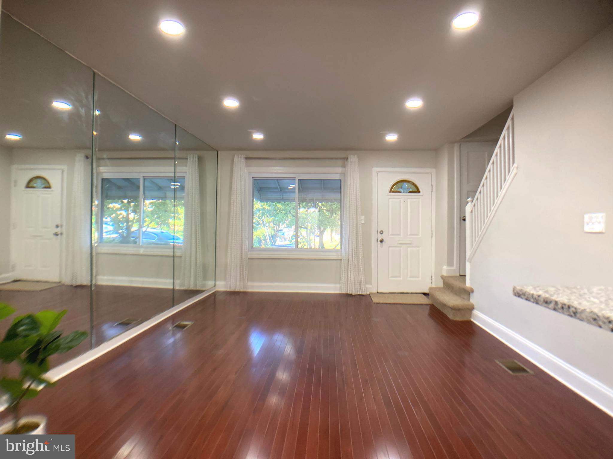 116 Upmanor Road Baltimore, MD 21229 - Photo 7 of 37 Gallery Image 7