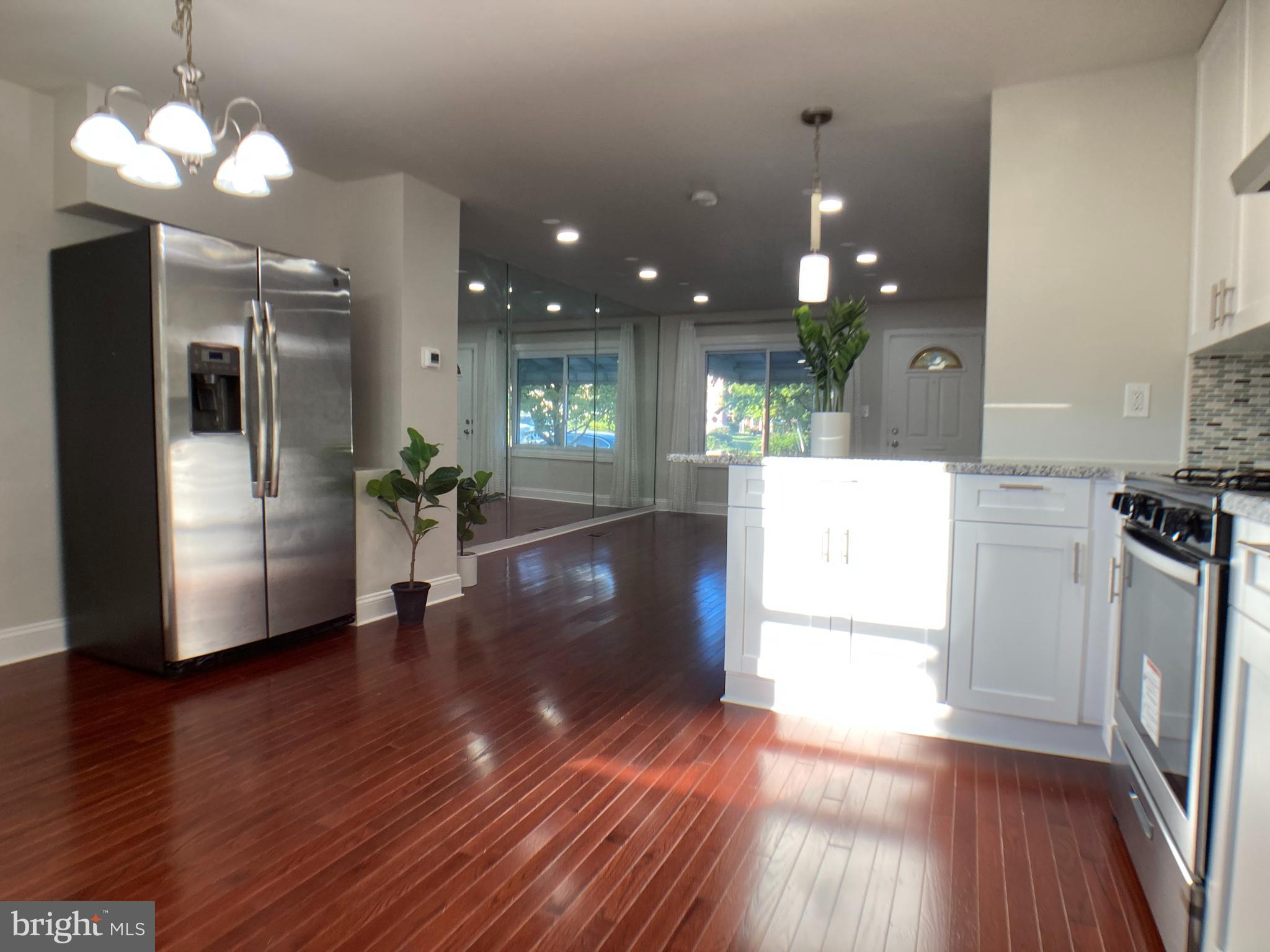 116 Upmanor Road Baltimore, MD 21229 - Photo 9 of 37 Gallery Image 9