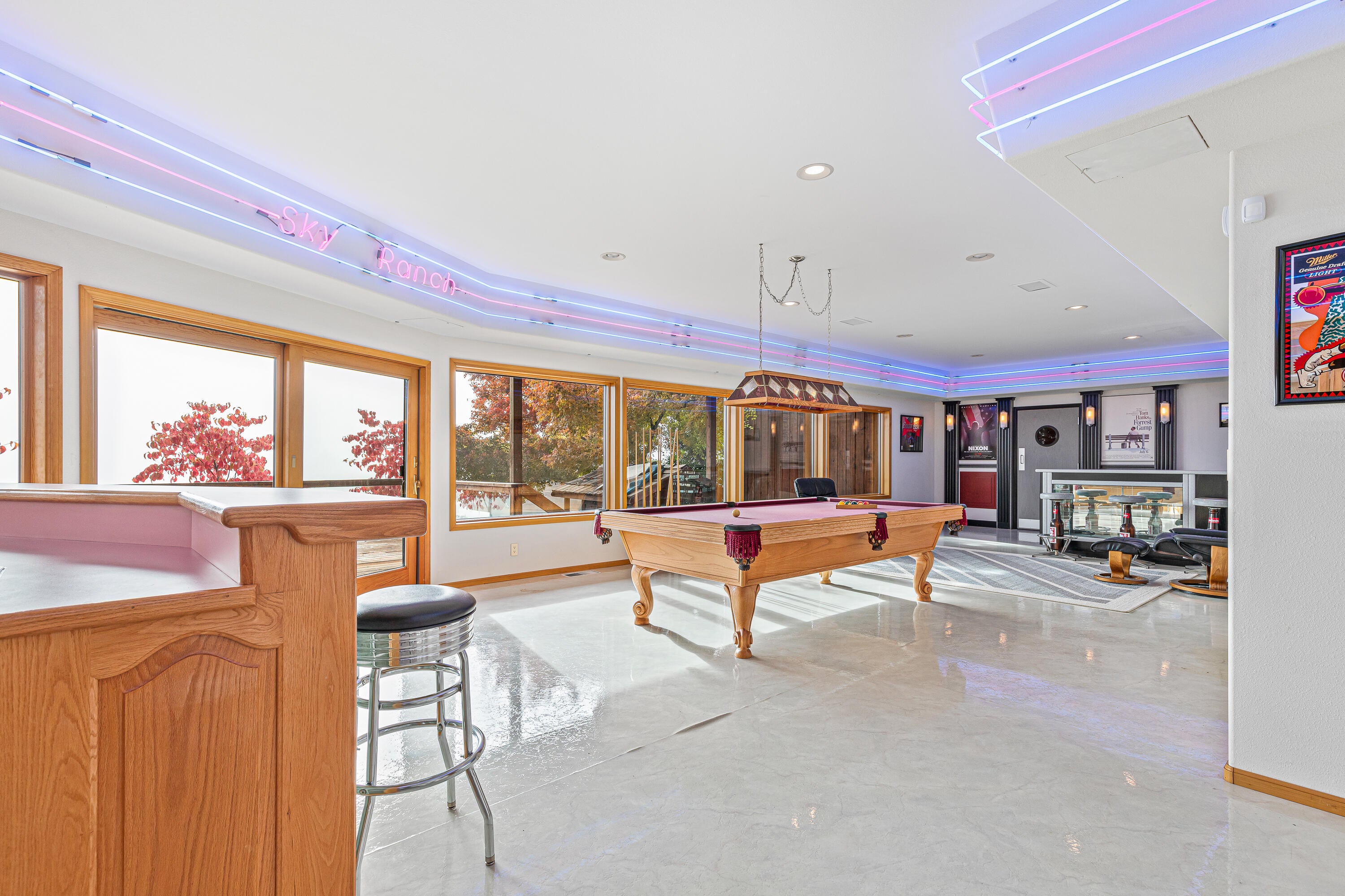 6380 Tunnel Loop Road Grants Pass, OR 97526 - Photo 51 of 83 Game Room