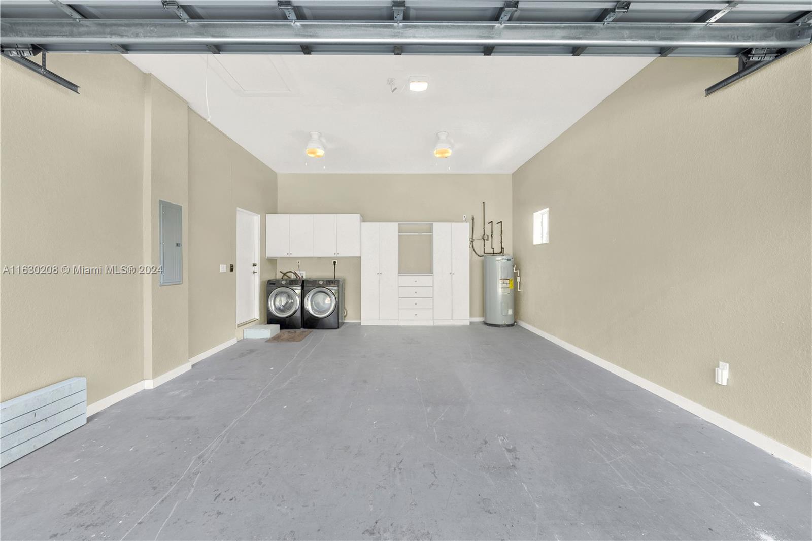 11921 Southwest 82nd Road Miami, FL 33156 - Photo 18 of 32