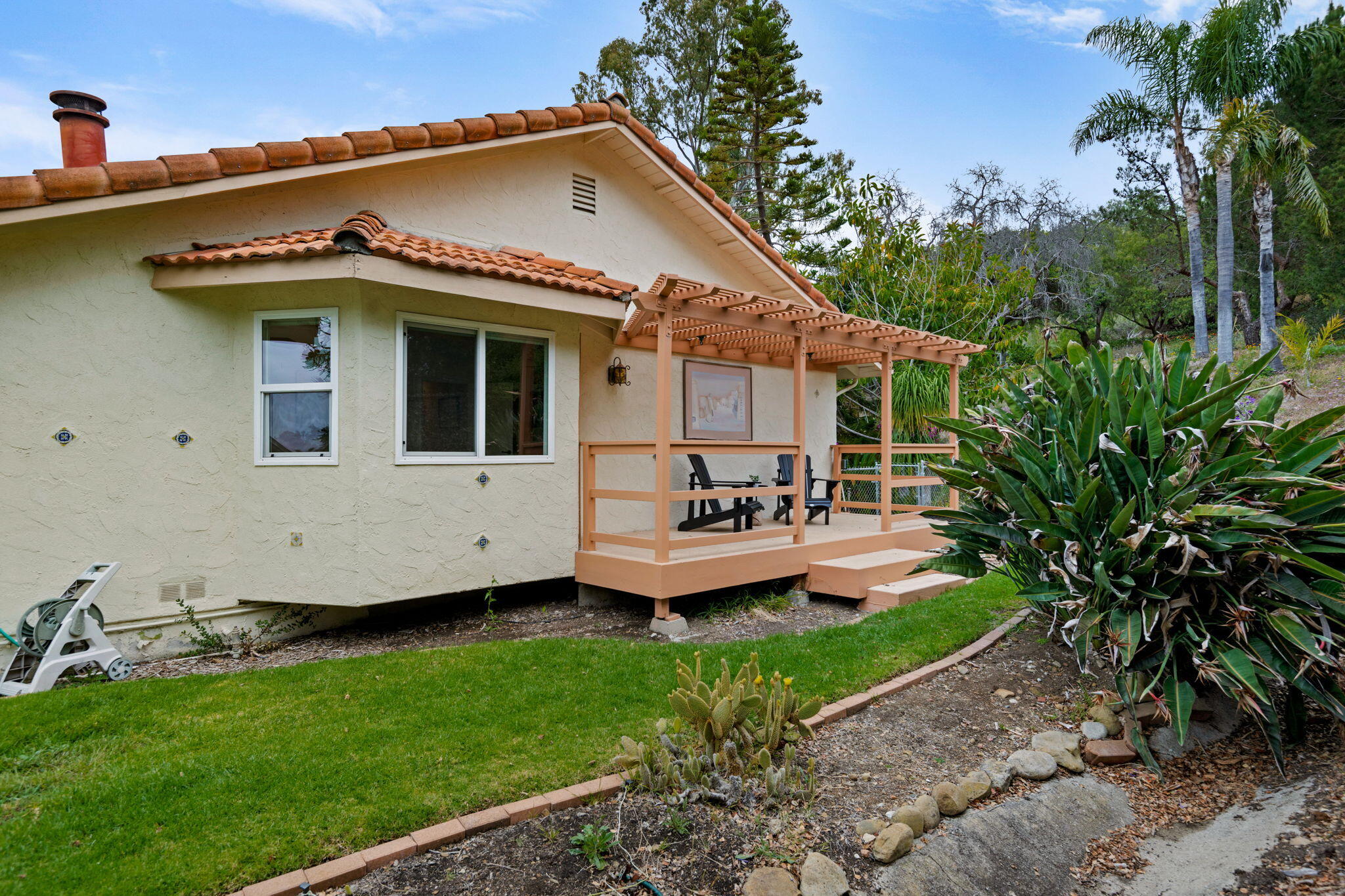 246 Vereda Pradera Goleta, CA 93117 - Photo 33 of 42 39-Bedroom Porch