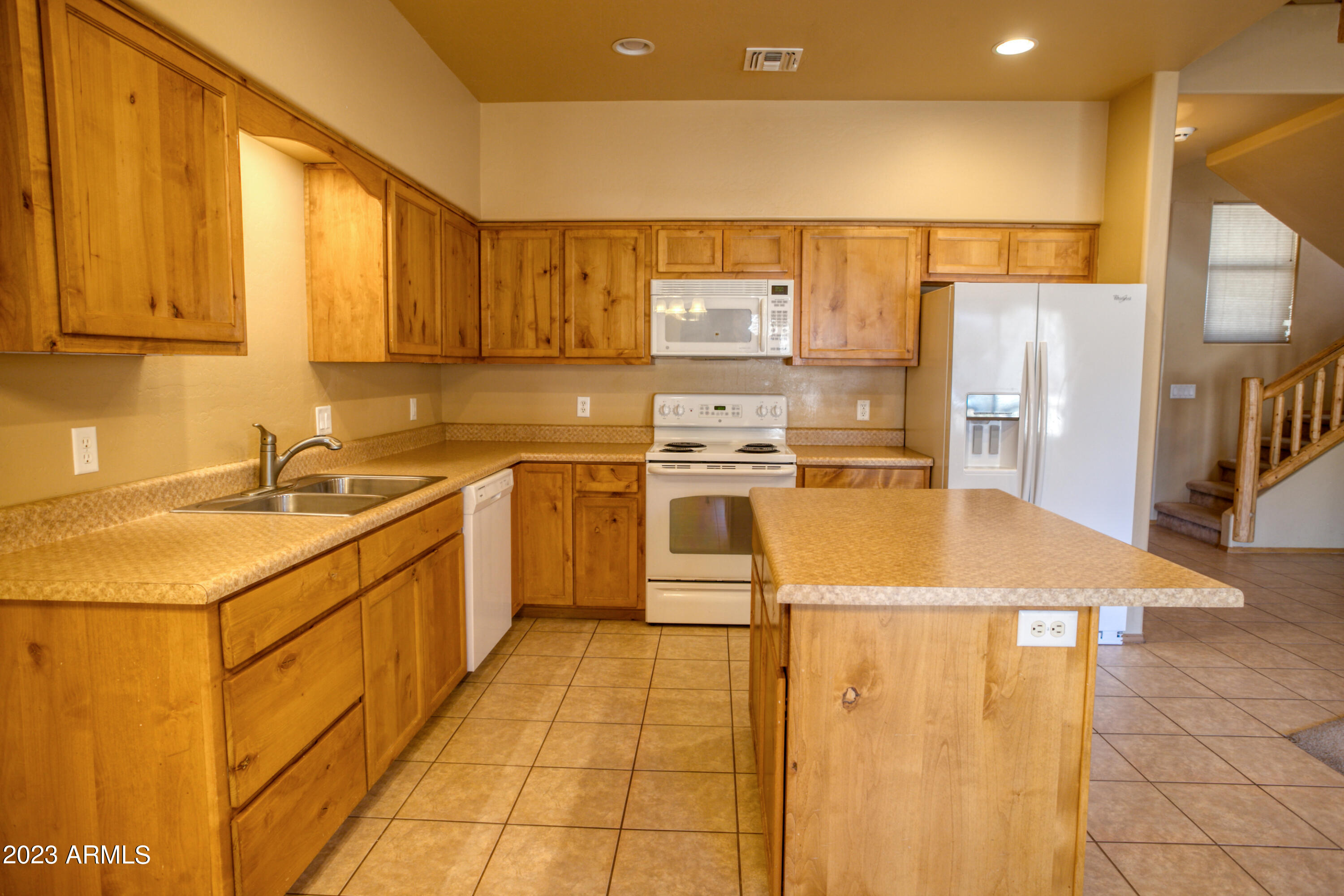 6141 West Starlight Ridge Parkway Lakeside, AZ 85929 - Photo 3 of 23 Kithen 2