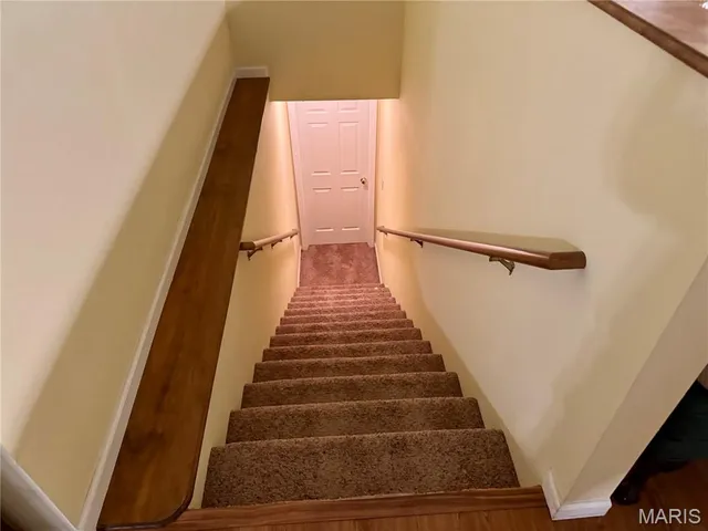 $295,000 | 307 Monticello Place, Edwardsville, IL 62025