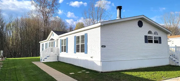 $82,900 | 443 East Pond View Drive, Morrice, MI 48857
