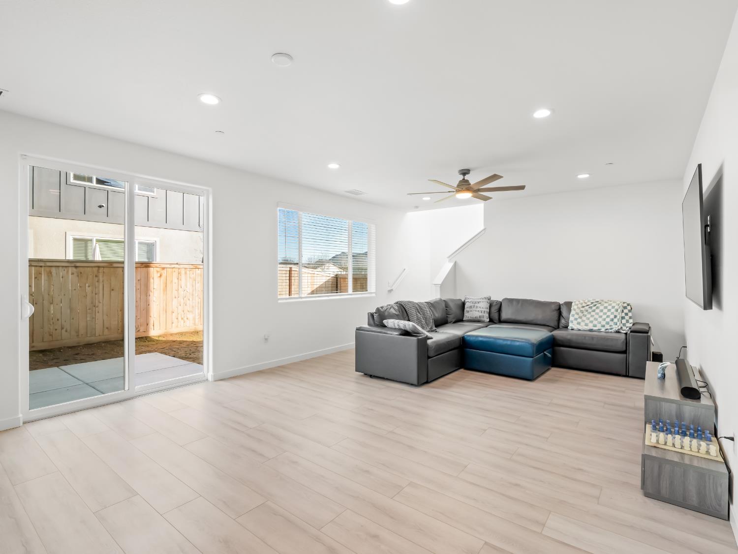 4071 Braden Road Madera, CA 93636 - Photo 5 of 31 a living room with furniture and a window