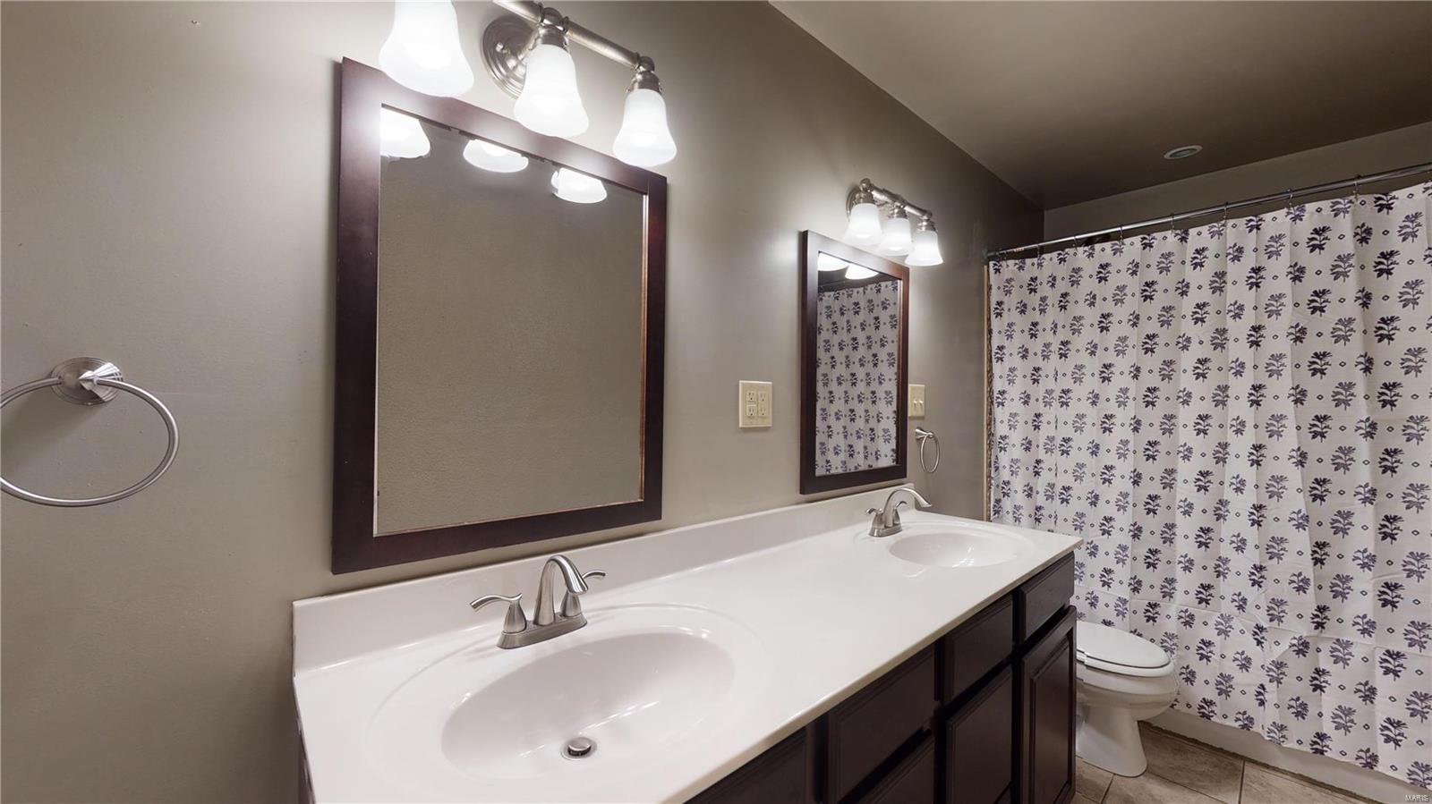 302 Pleasant Ridge Road Fairview Heights, IL 62208 - Photo 18 of 26 Gallery Image 18