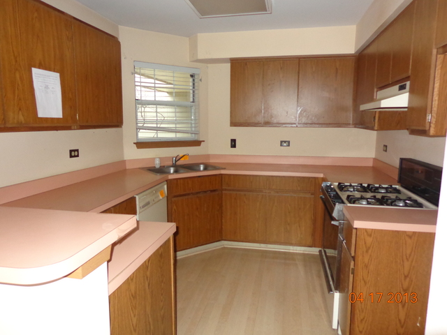 1315 Coldspring Road, Unit 1315 Carol Stream, IL 60188 - Photo 9 of 16