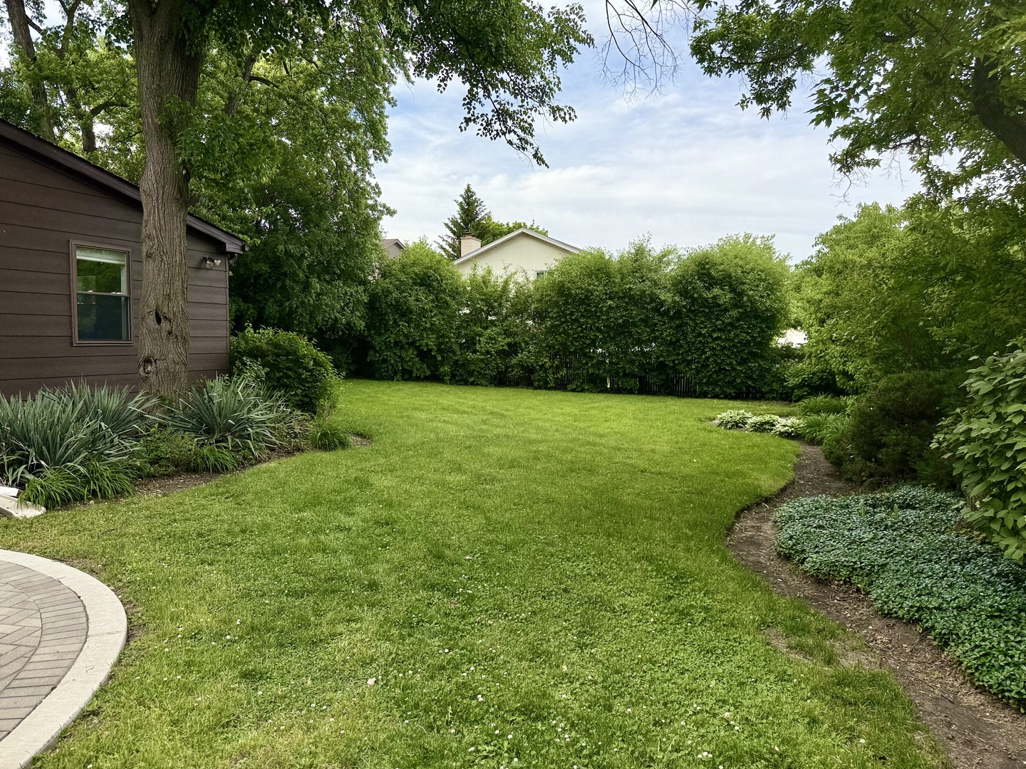 3724 Winnetka Road Glenview, IL 60026 - Photo 5 of 5