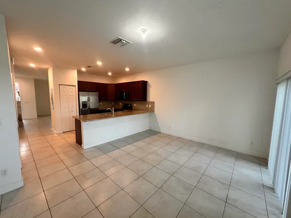 $2,500 | 5330 Ellery Terrace, West Palm Beach, FL 33417