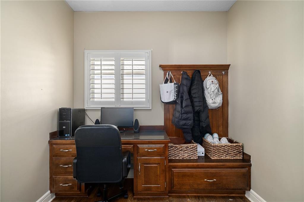 8920 Pine Street Lenexa, KS 66220 - Photo 26 of 69