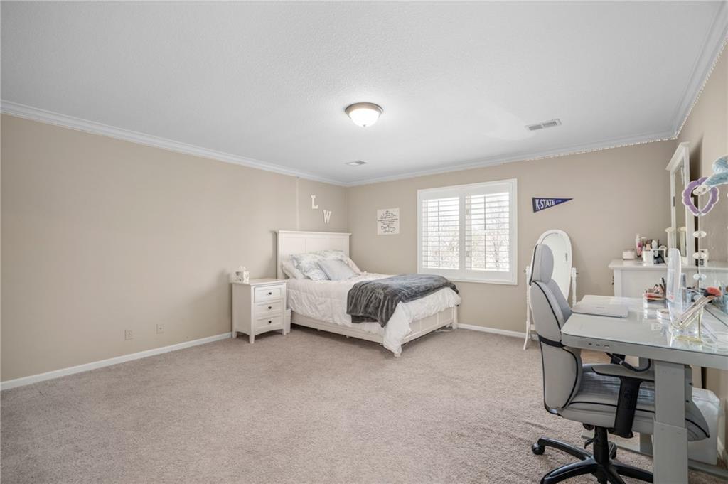 8920 Pine Street Lenexa, KS 66220 - Photo 39 of 69