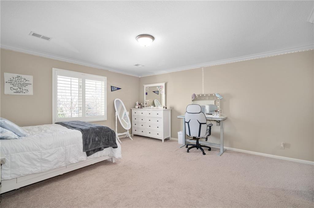 8920 Pine Street Lenexa, KS 66220 - Photo 40 of 69