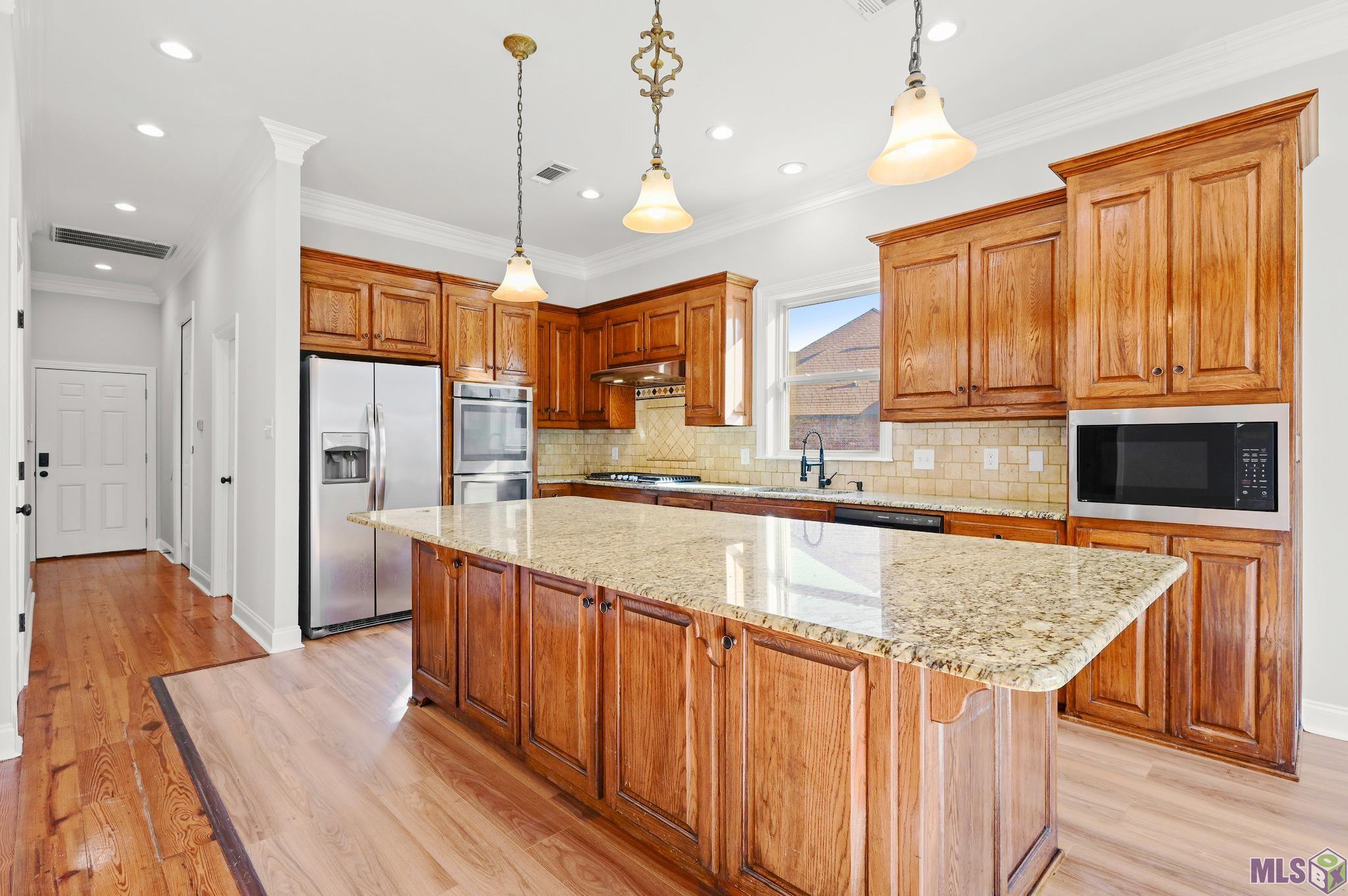 16295 Winding Ridge Avenue Prairieville, LA 70769 - Photo 8 of 33 Gallery Image 8