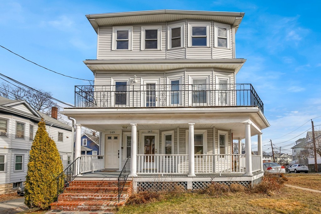 147 Hillside Road, Unit 1 Watertown, MA 02472 - Photo 2 of 25 Gallery Image 2