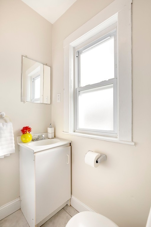 147 Hillside Road, Unit 1 Watertown, MA 02472 - Photo 21 of 25 Gallery Image 21