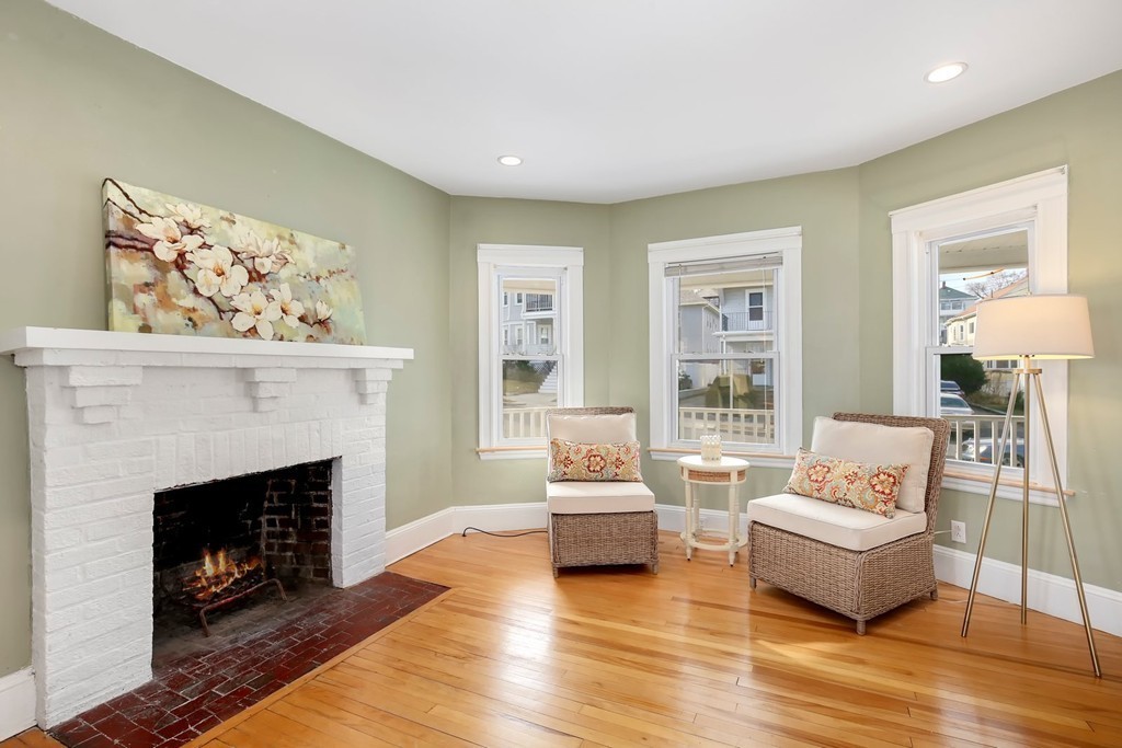 147 Hillside Road, Unit 1 Watertown, MA 02472 - Photo 8 of 25 Gallery Image 8