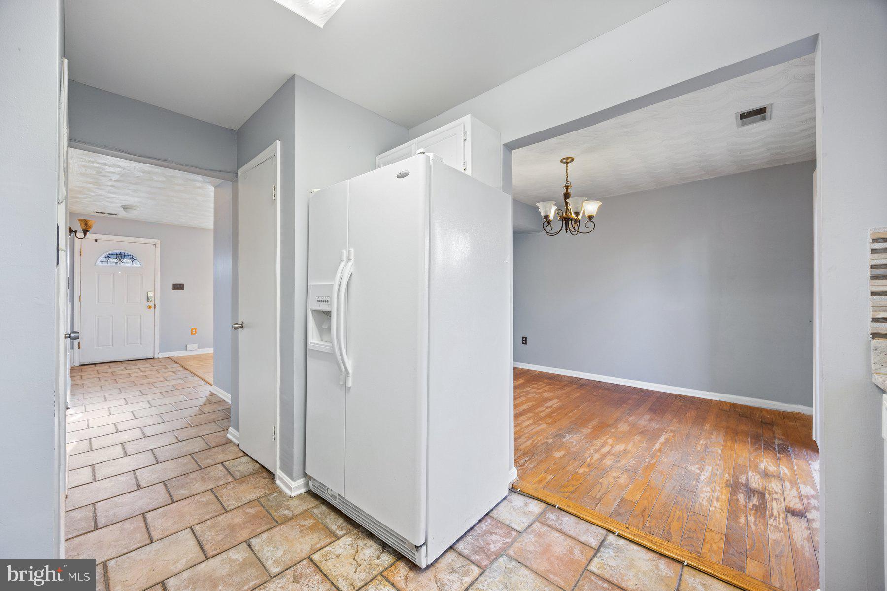 522 Bend Circle Road Glen Burnie, MD 21061 - Photo 12 of 34