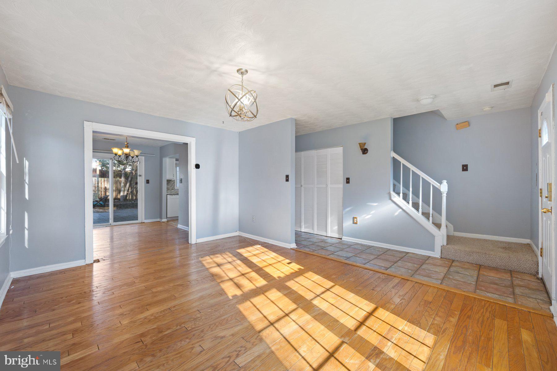 522 Bend Circle Road Glen Burnie, MD 21061 - Photo 5 of 34