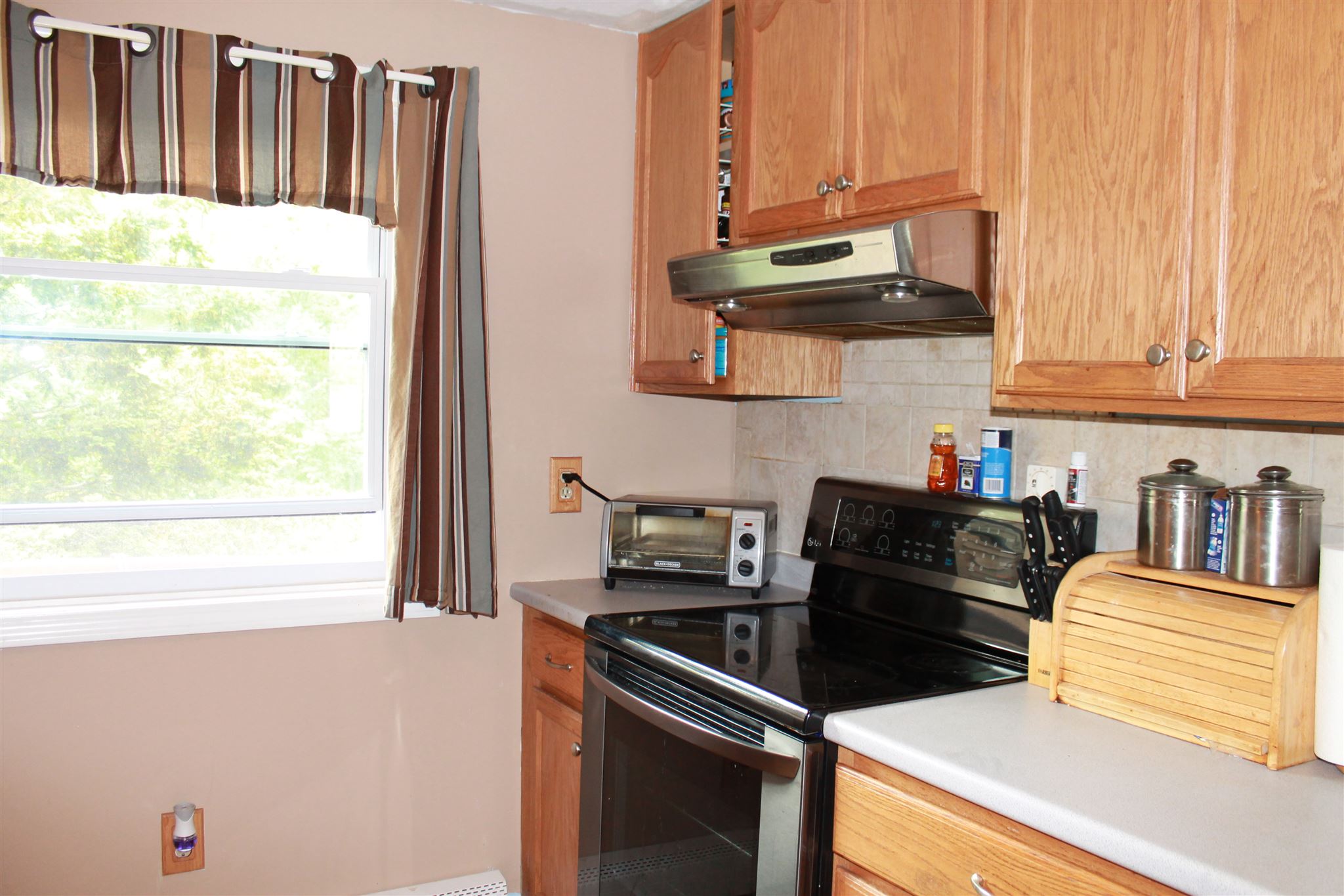 60 Dale Road, Unit B Hooksett, NH 03106 - Photo 6 of 26