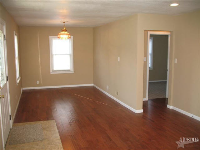 2525 Terrace Road Fort Wayne, IN 46805 - Photo 4 of 26