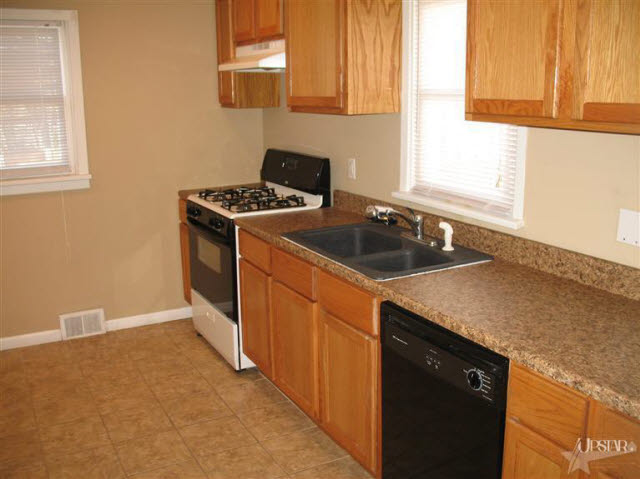 2525 Terrace Road Fort Wayne, IN 46805 - Photo 5 of 26