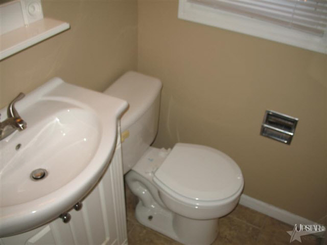 2525 Terrace Road Fort Wayne, IN 46805 - Photo 9 of 26