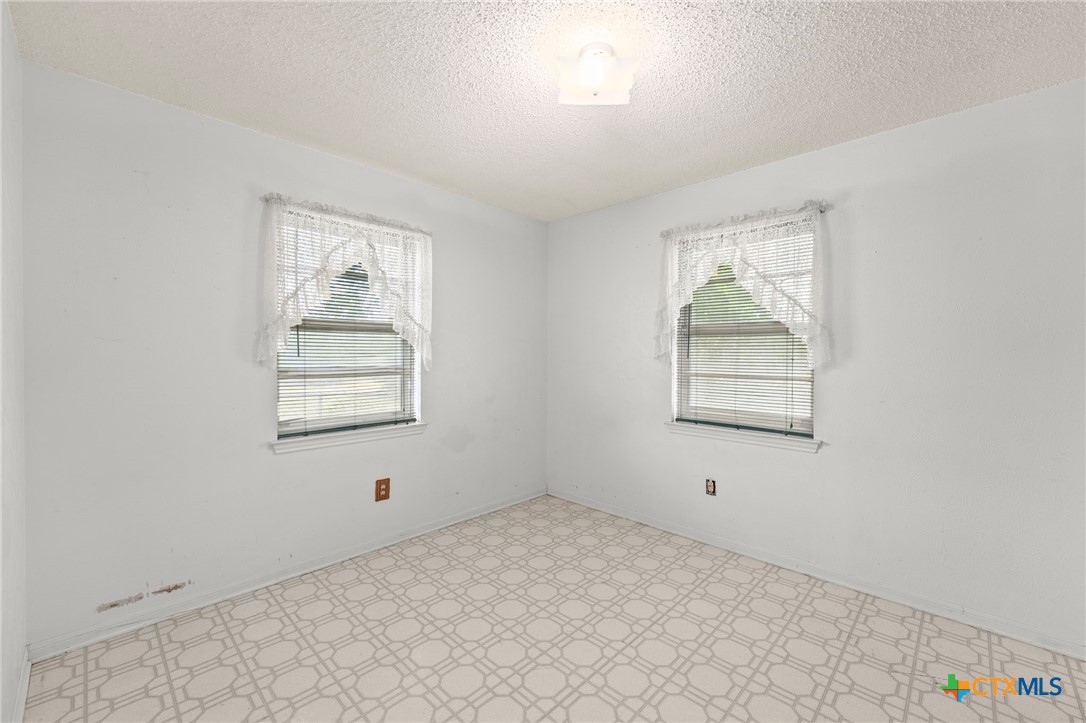 23168 Wolfridge Road Killeen, TX 76549 - Photo 13 of 40 Minor 1 Bedroom