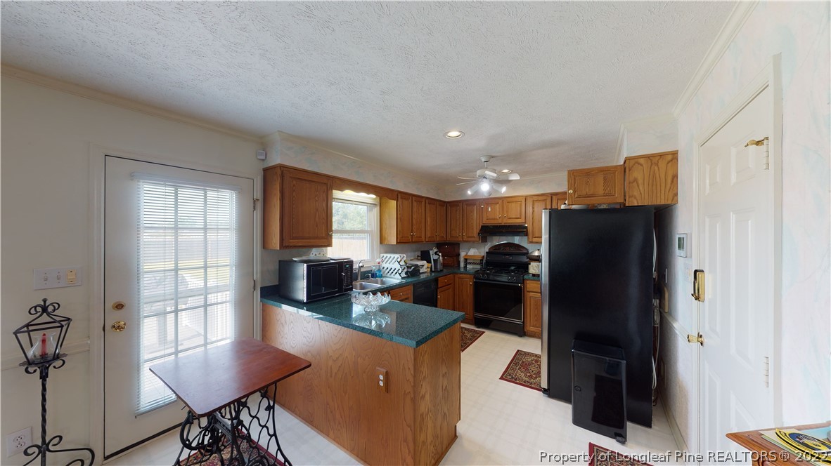 6760 Foxberry Road Fayetteville, NC 28314 - Photo 8 of 31 Gallery Image 8