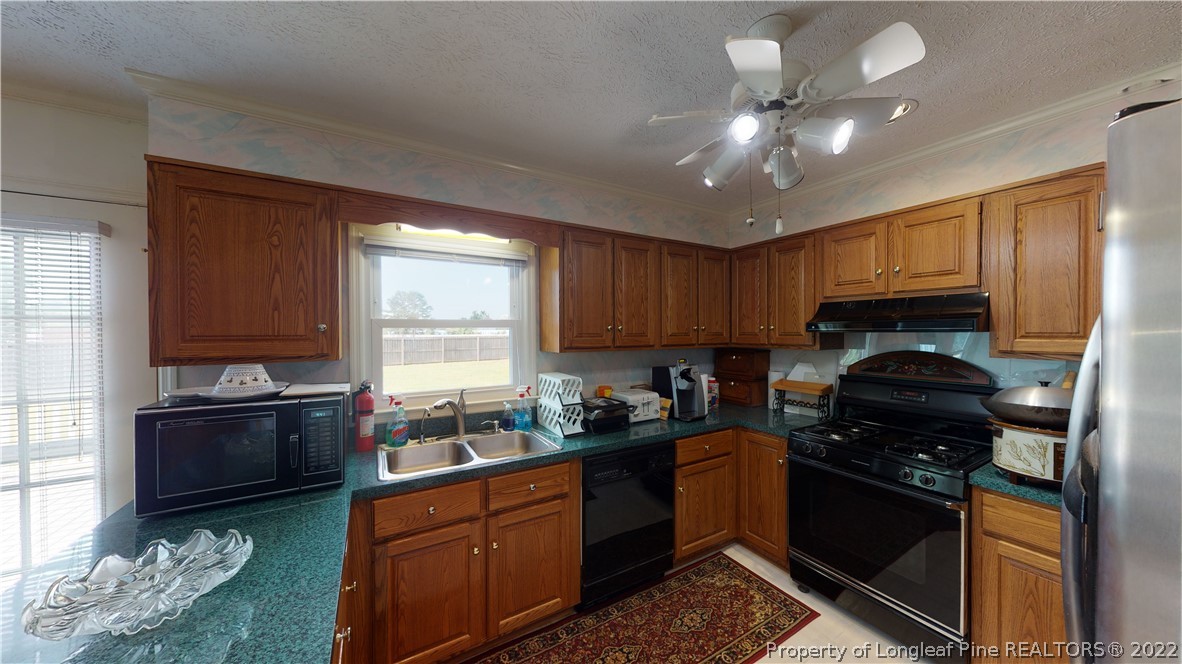 6760 Foxberry Road Fayetteville, NC 28314 - Photo 10 of 31 Gallery Image 10