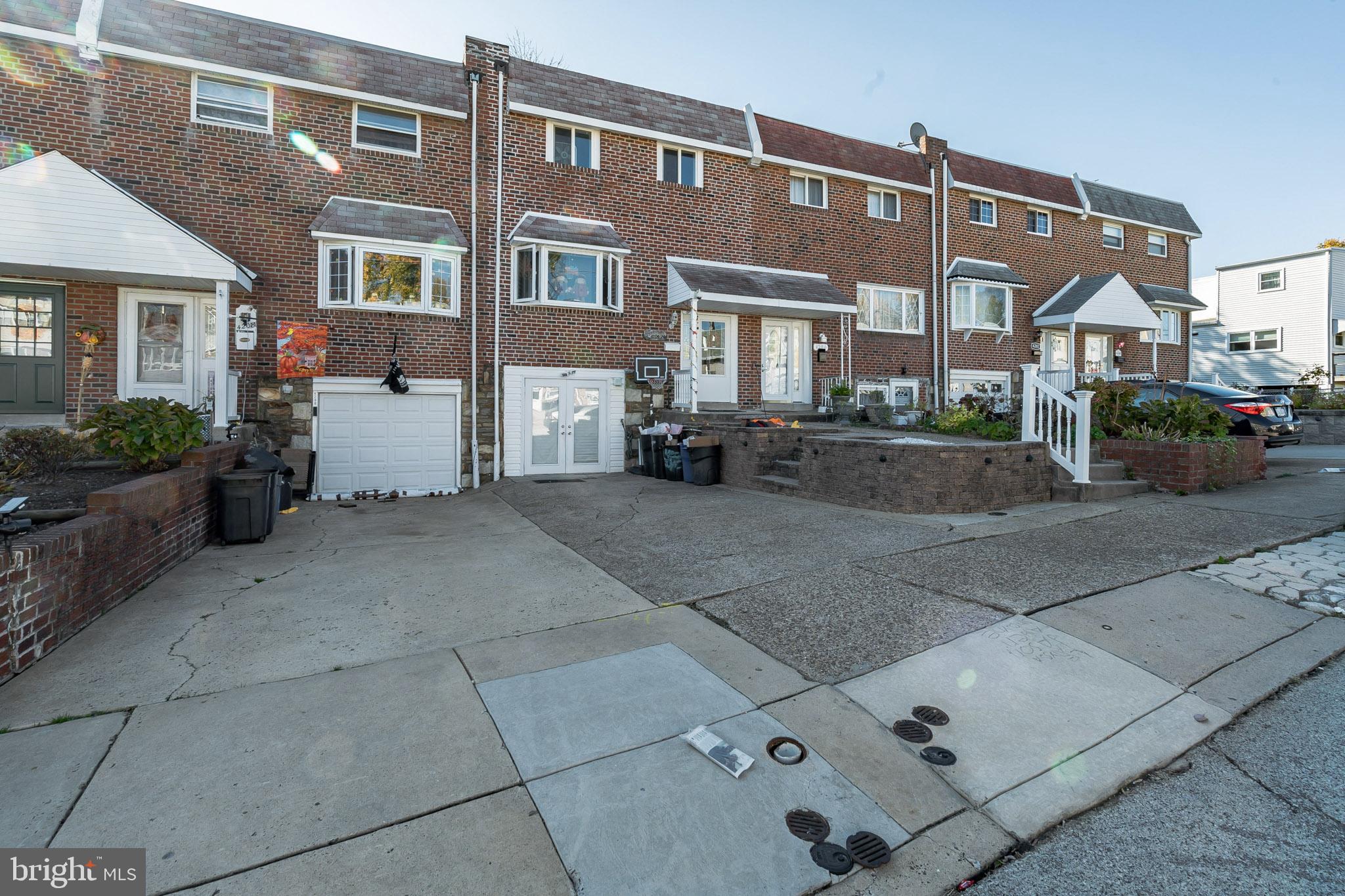 4206 Fairdale Road Philadelphia, PA 19154 - Photo 1 of 28 Gallery Image 1