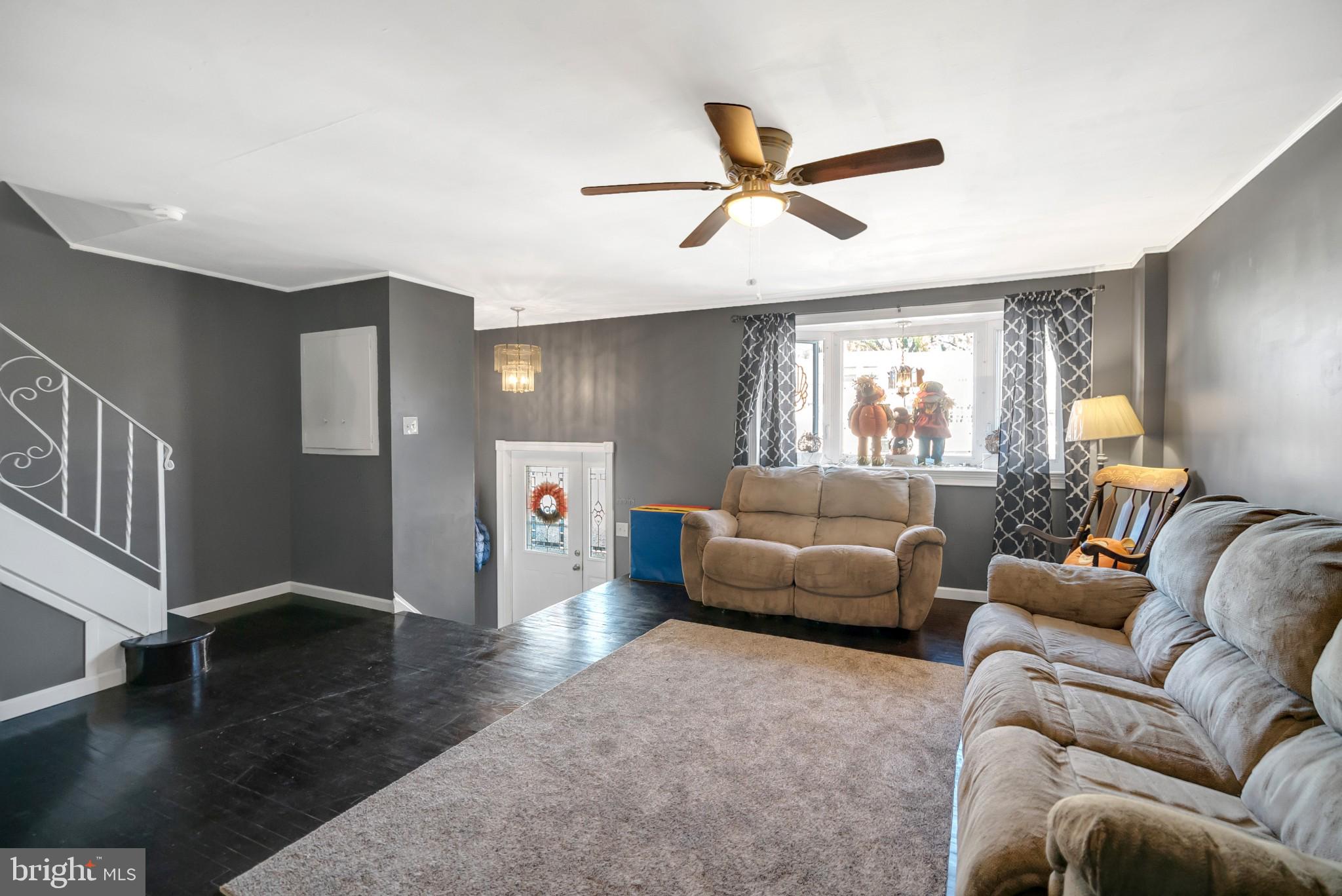 4206 Fairdale Road Philadelphia, PA 19154 - Photo 5 of 28 Gallery Image 5