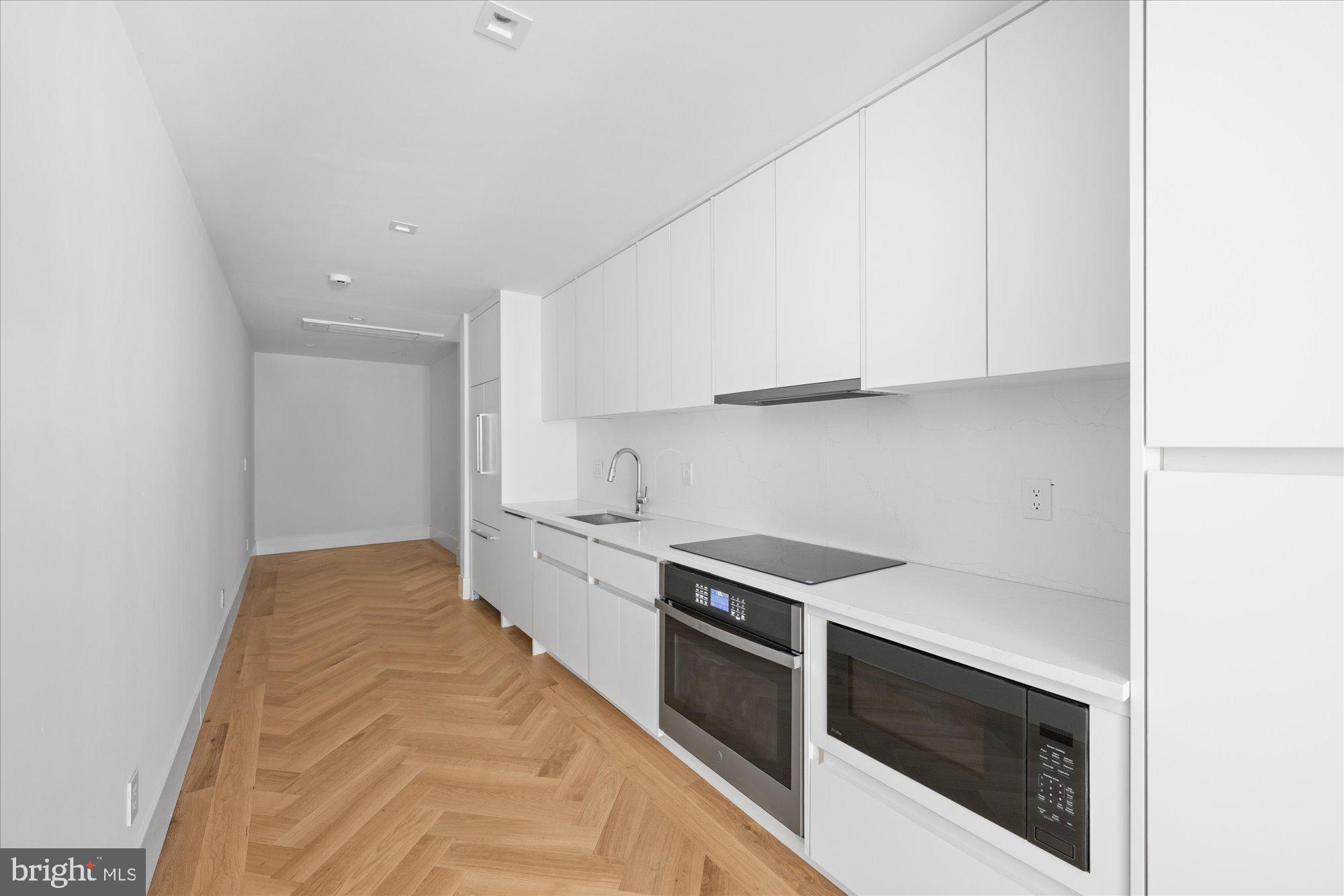 3336 P Street Northwest, Unit 1 Washington, DC 20007 - Photo 10 of 23 Kitchen and Dining Area