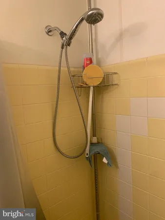 $1,600 | 9860 Garvey Drive, Philadelphia, PA 19114