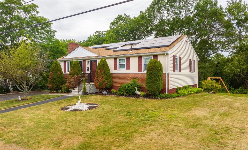 25 Appleby Road Salem, MA 01970 - Photo 2 of 25 Gallery Image 2