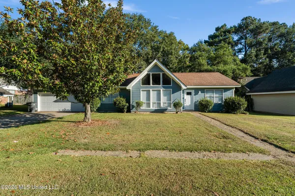 $218,000 | 113 Continental Drive, Hattiesburg, MS 39402