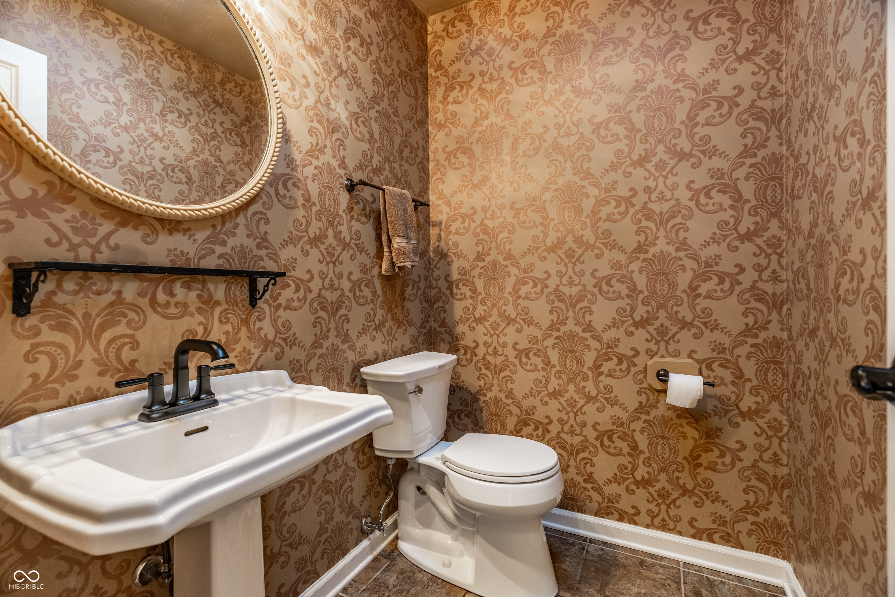 5225 Fall Creek Road Indianapolis, IN 46220 - Photo 29 of 57