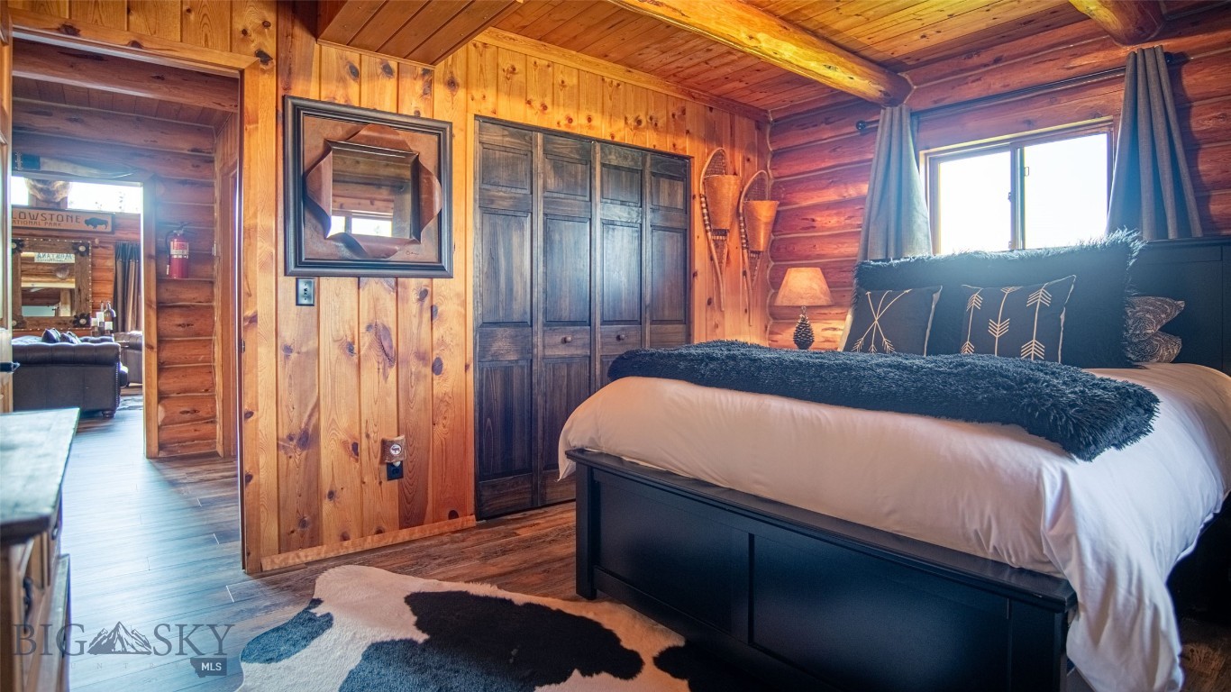 7550 Springhill Road Belgrade, MT 59714 - Photo 23 of 61 Cabin Bedroom 2