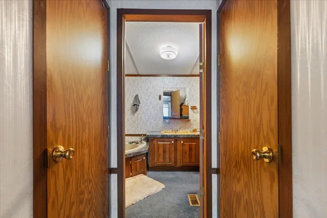 $260,000 | 391 Northeast Fir Street, Pinetta, FL 32350