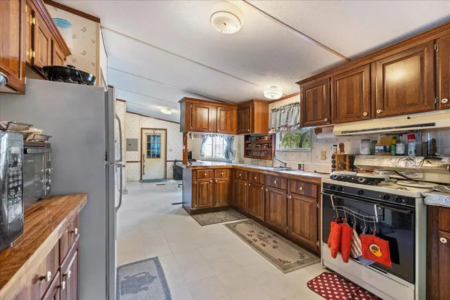 $260,000 | 391 Northeast Fir Street, Pinetta, FL 32350