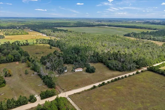 $260,000 | 391 Northeast Fir Street, Pinetta, FL 32350