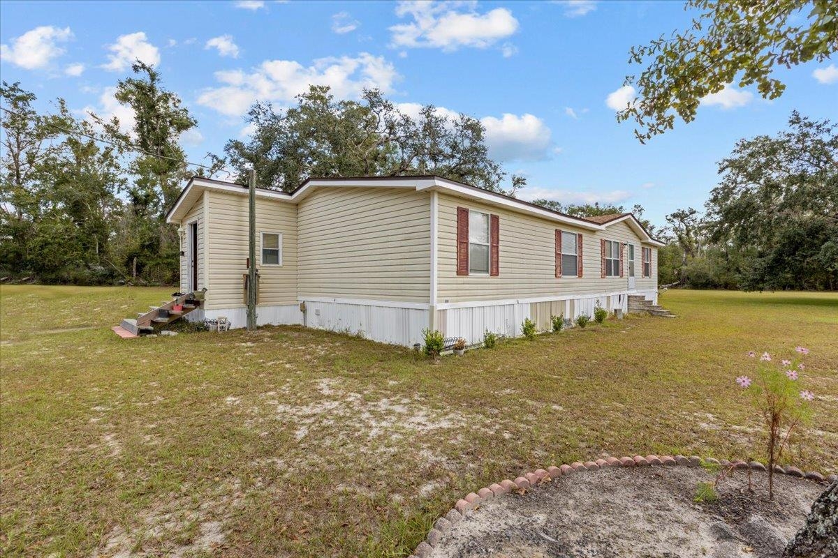391 Northeast Fir Street Pinetta, FL 32350 - Photo 27 of 31