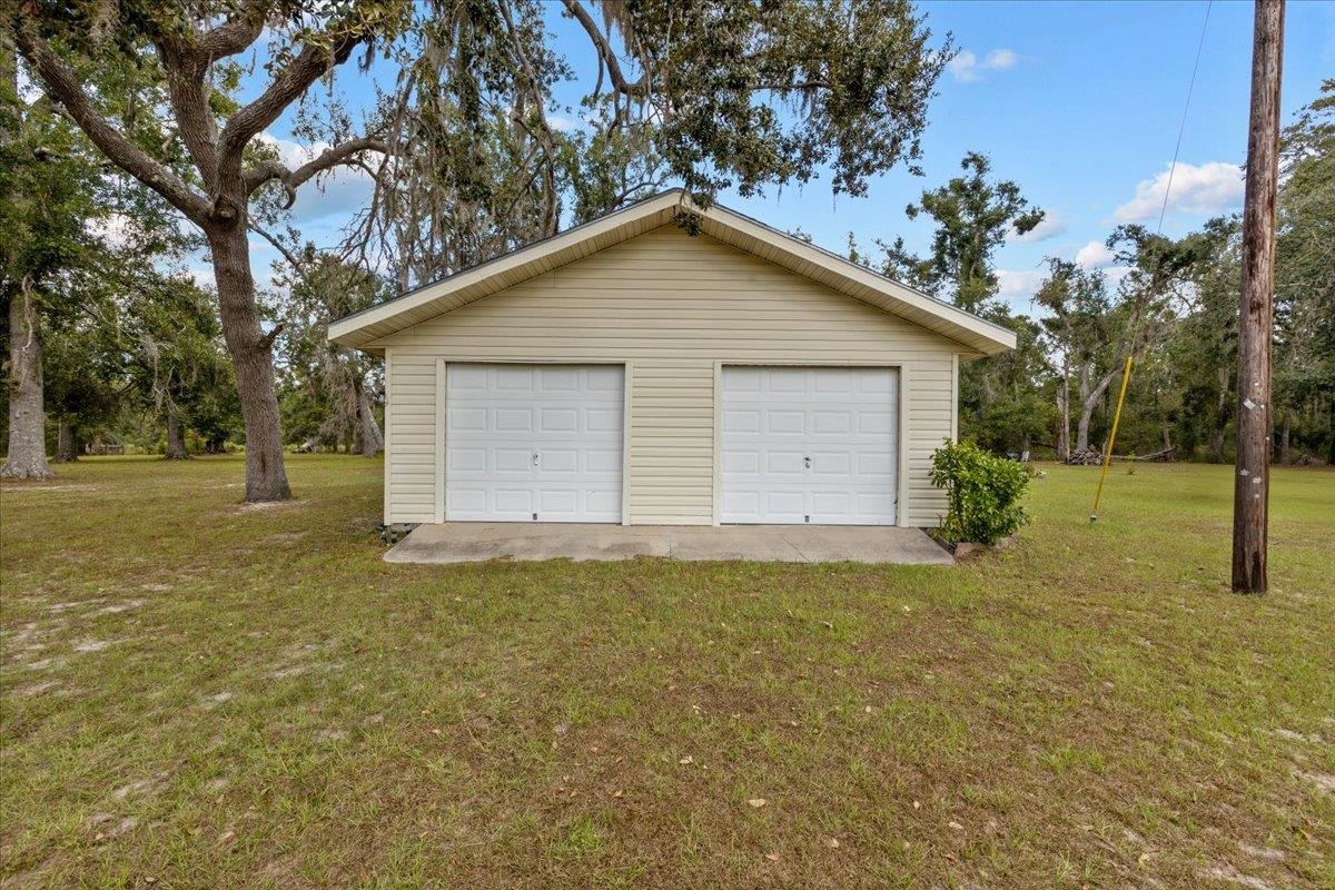 391 Northeast Fir Street Pinetta, FL 32350 - Photo 8 of 31