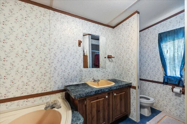 $260,000 | 391 Northeast Fir Street, Pinetta, FL 32350