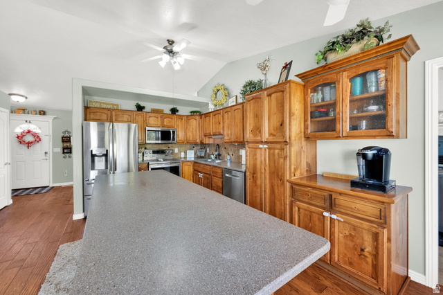 3322 West 500 North Clearfield, UT 84015 - Photo 7 of 30