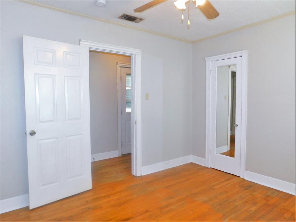 1609 North Locust Street Denton, TX 76201 - Photo 12 of 18 Gallery Image 12