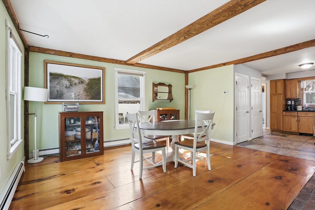 397 Concord Road Bedford, MA 01730 - Photo 6 of 41