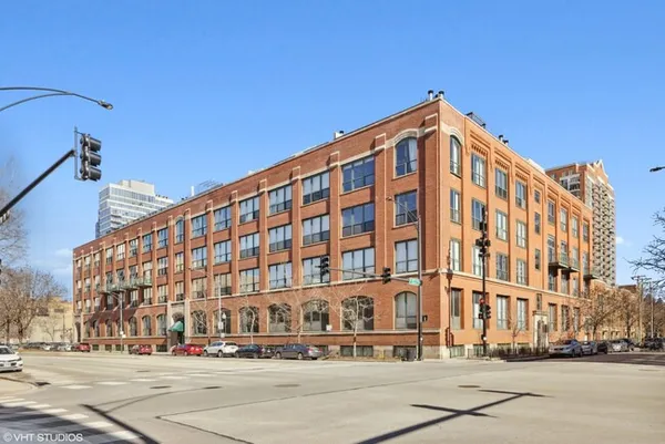 $271,500 | 1727 South Indiana Avenue, Unit 110, Chicago, IL 60616