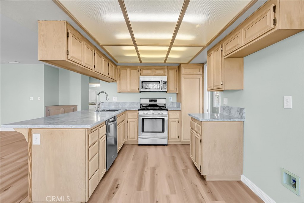 1011 Cannon Road Riverside, CA 92506 - Photo 4 of 46